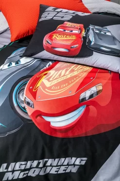 Disney Cars Bettwäsche 80x80 + 135x200 Cm 100% Baumwolle Mit Reißverschluss -Disney cf940e82088371d18134efa6f2aa171f